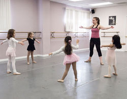 dancers learn technique