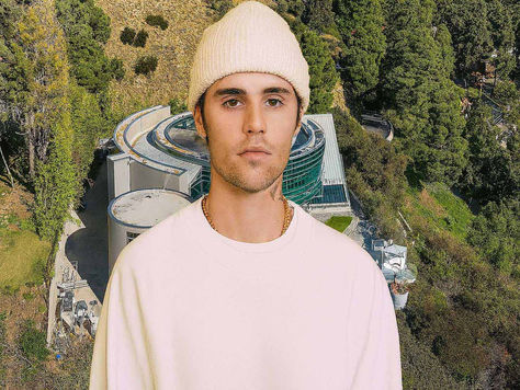Bieber's luxurious slip in Beverly Hills