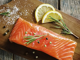 salmon with lemons