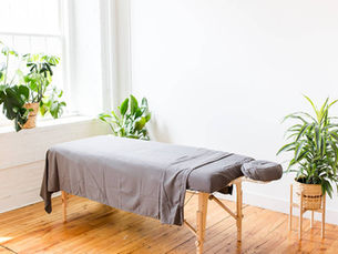 What to Expect at Your First Hands of Eden Appointment