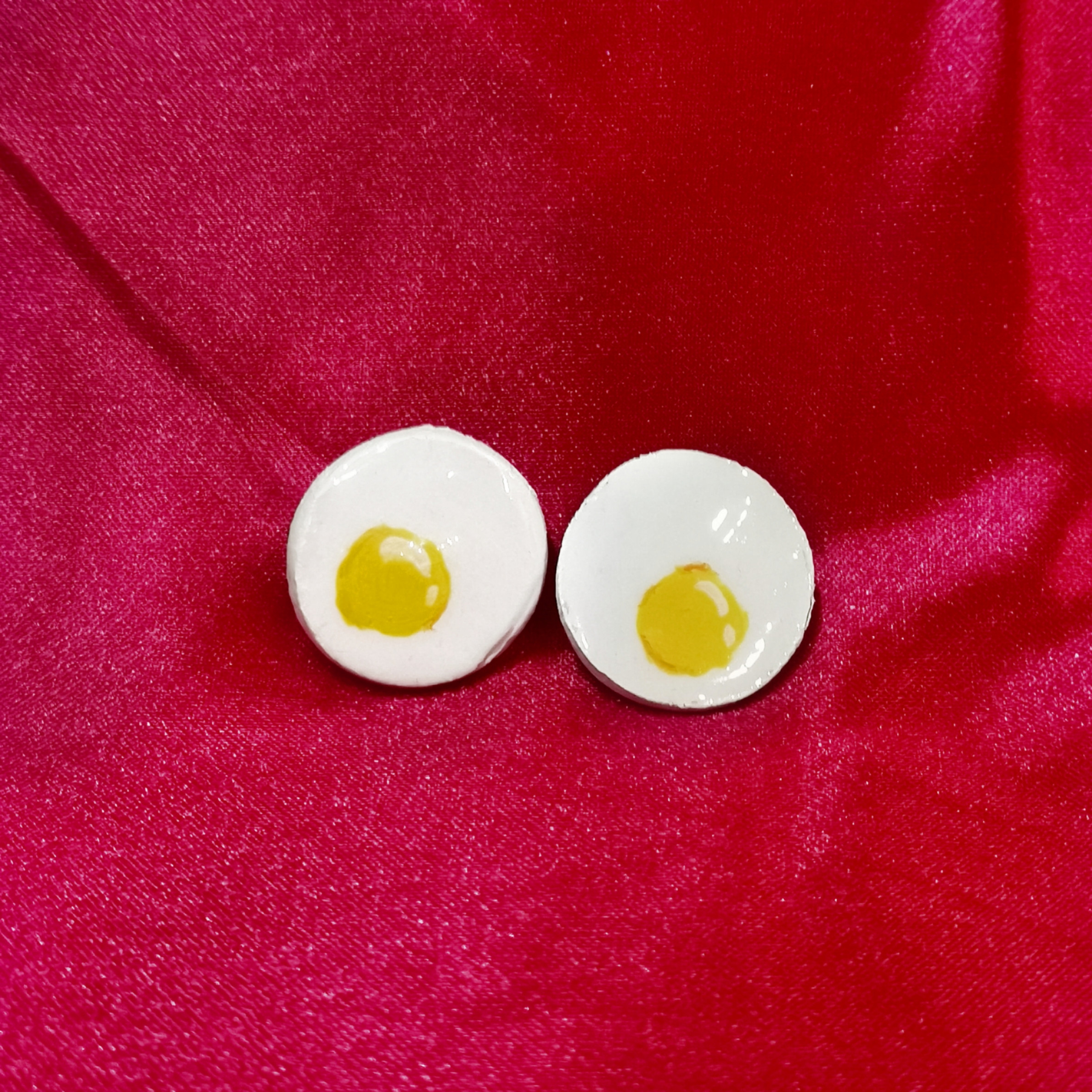 egg-cellent pin