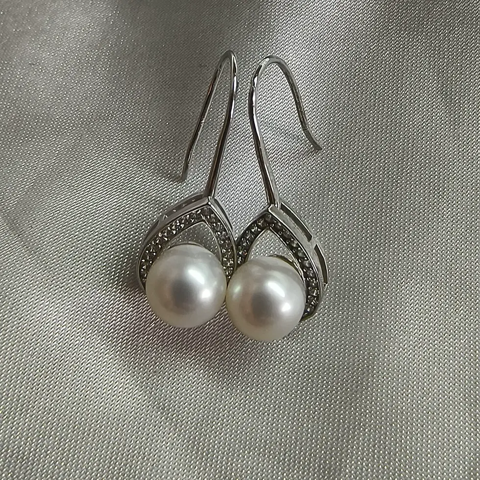 Timeless Bloom Freshwater Pearl Earrings