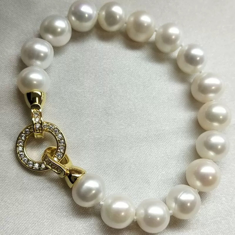 Lustre Whisper Freshwater Pearl Bracelet