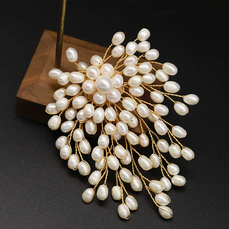 Freshwater Pearl Gold-Plated Brooch