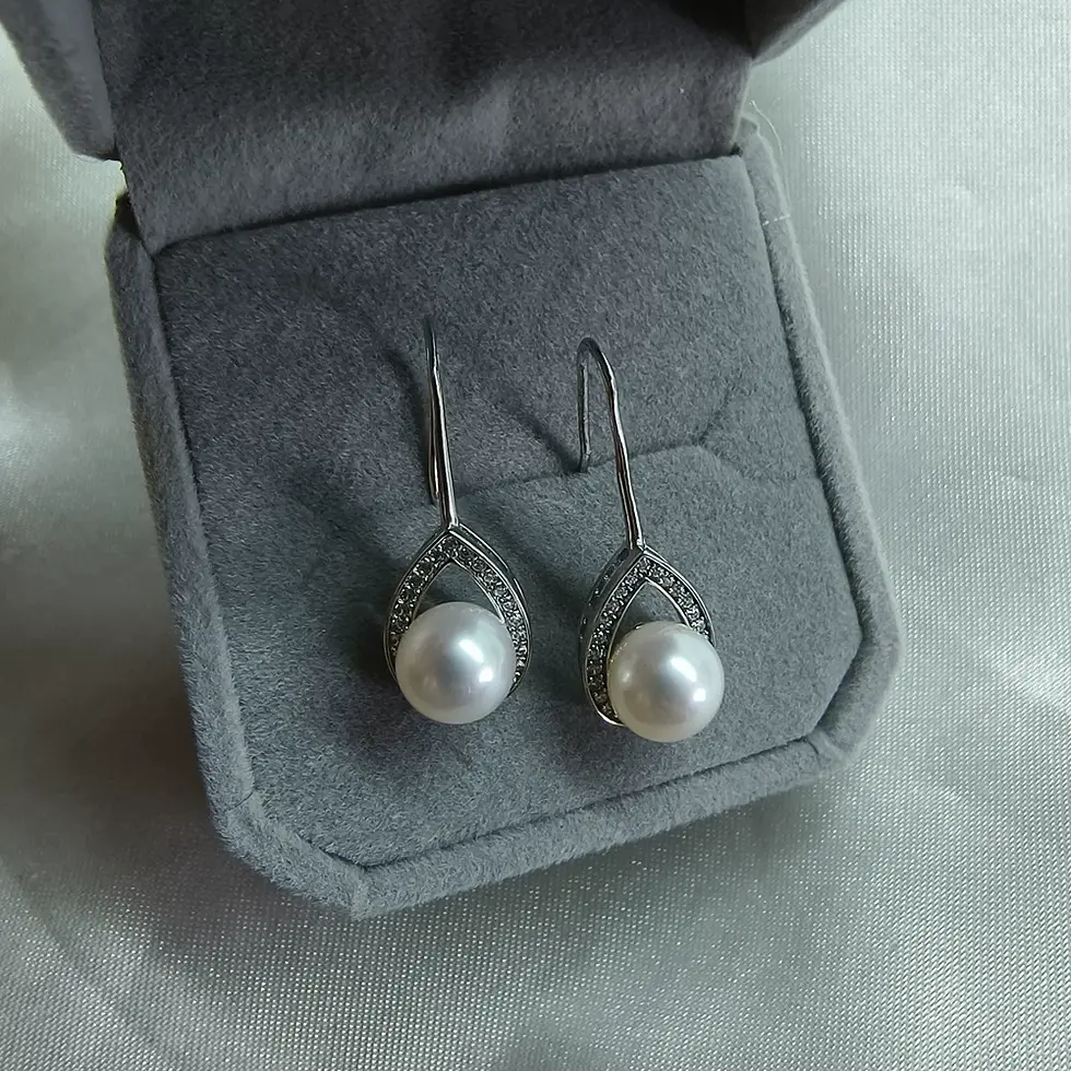 Timeless Bloom Freshwater Pearl Earrings