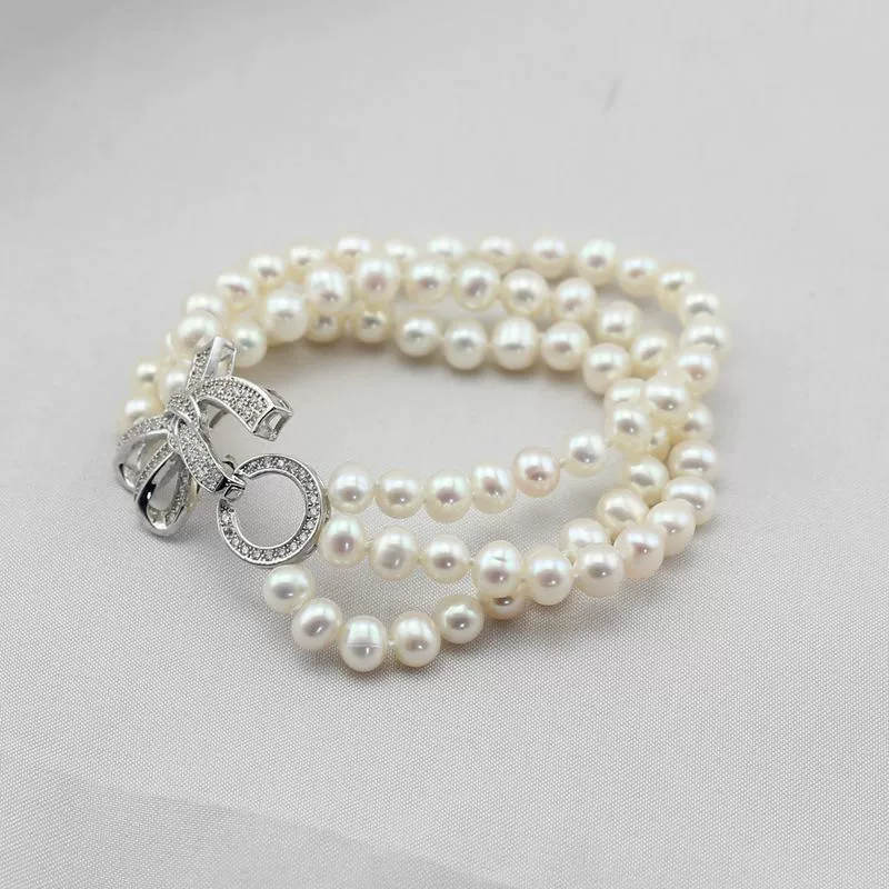 Quiet Elegance Freshwater Pearl Bracelet