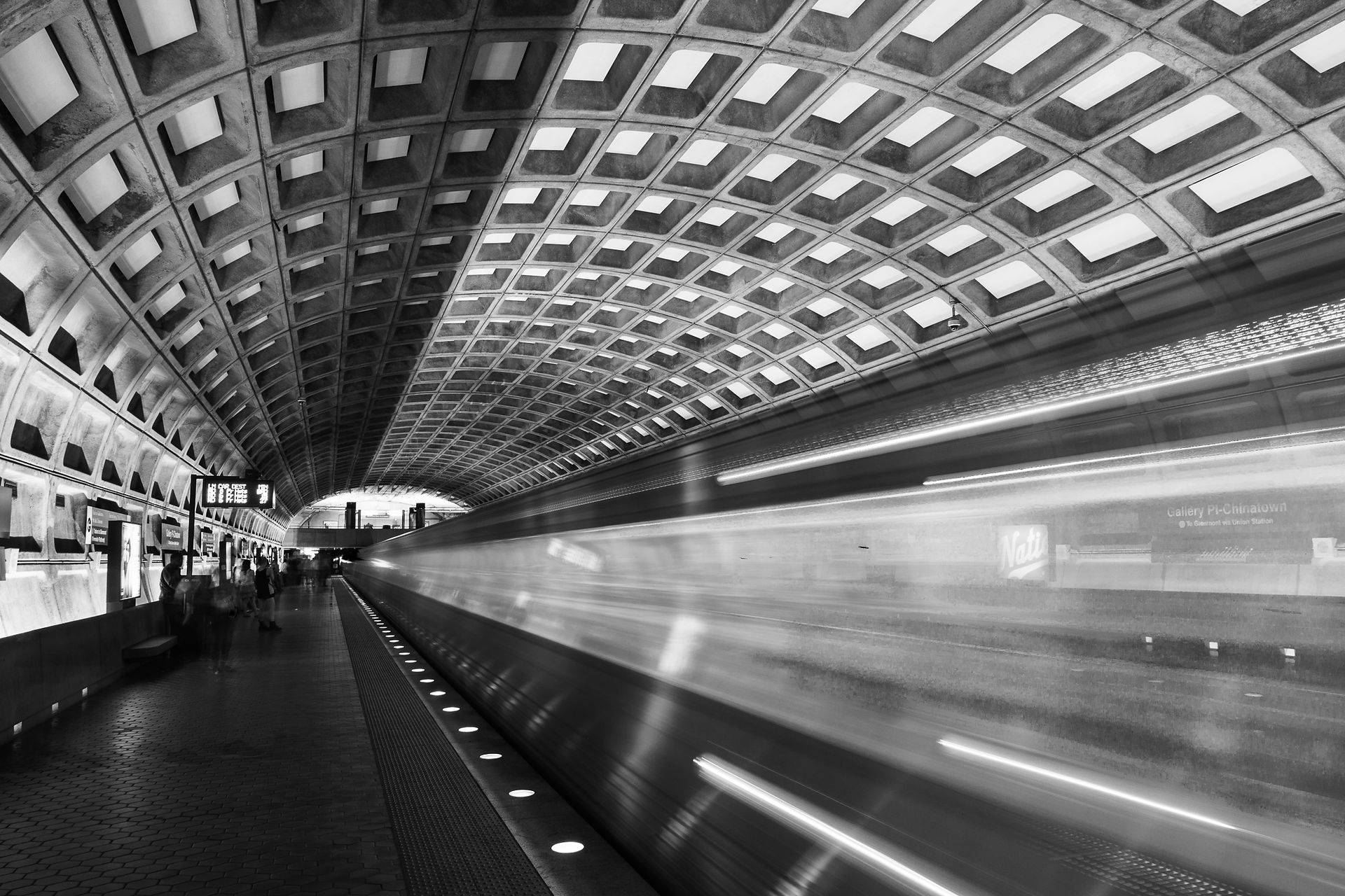 Subway Station - Gong