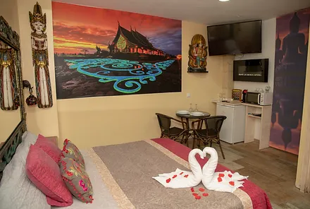 Wallpaper Suite Tailandia Espacios Con Encanto Free