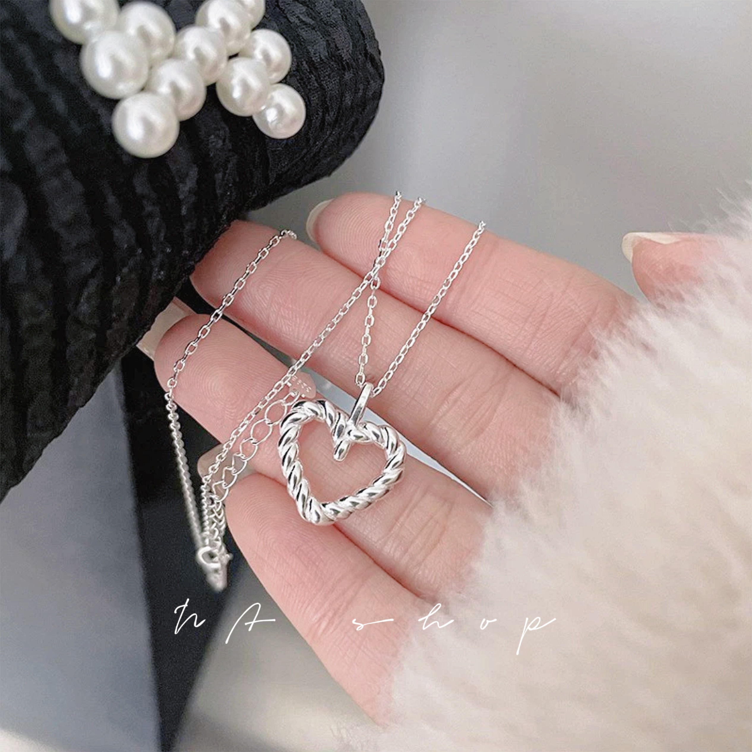 🤍麻花捲鏤空愛心項鍊