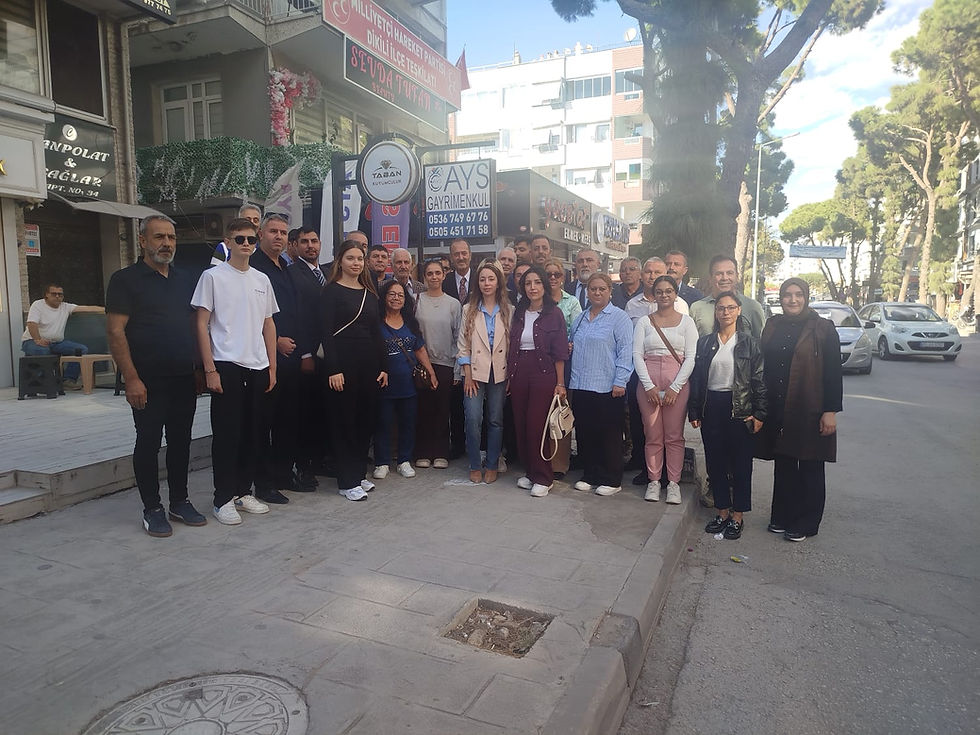 Tamer Osmanağaoğlu Dikili’de talepleri dinledi: “Takipçisi olacağız”
