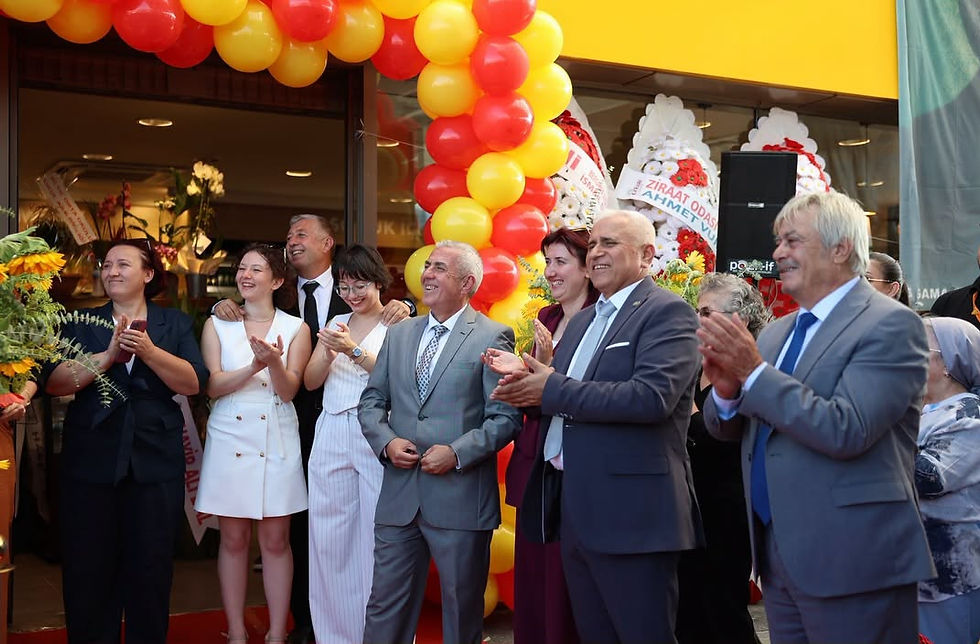 Bergama ESKKK’nın sosyal tesislerinde ilk açılış! Karcı Akaryakıt hizmete girdi
