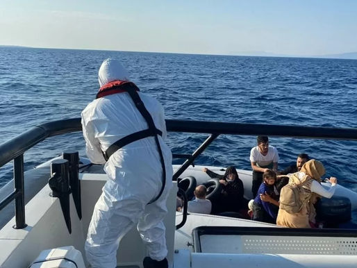 Bakan Ali Yerlikaya: Çeşme'de 19 Göçmen Kurtarıldı, 7 Kişi Hayatını Kaybetti