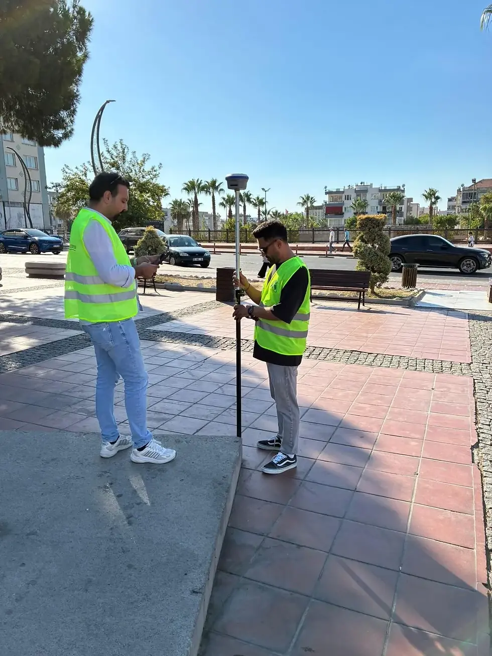 İzmir Büyükşehir’den Aliağa’ya Müjde: Demokrasi Meydanı Baştan Yaratılıyor