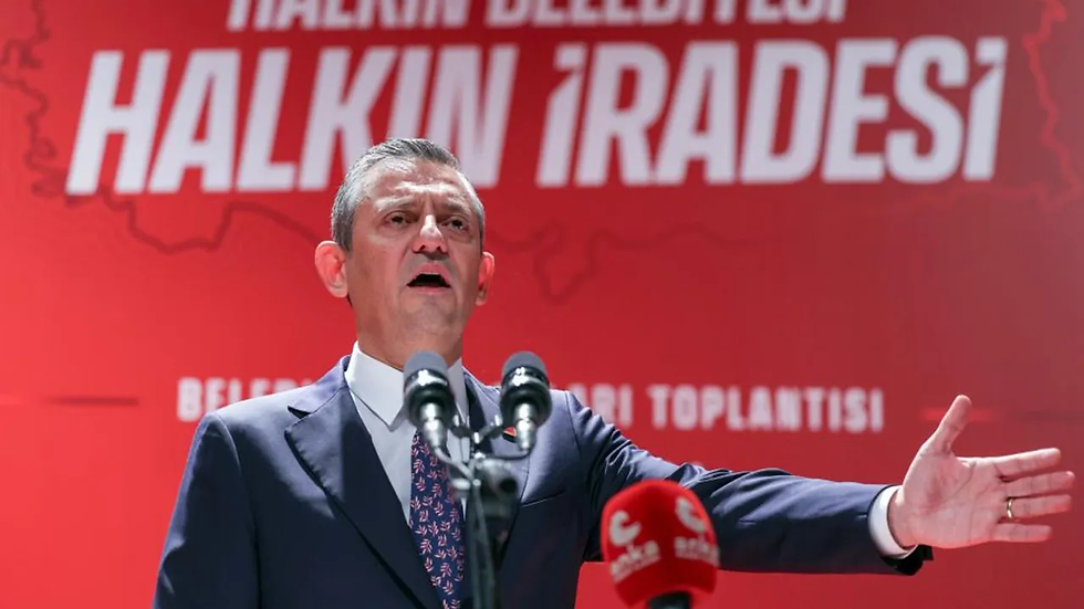 CHP Genel Başkanı Özgür Özel