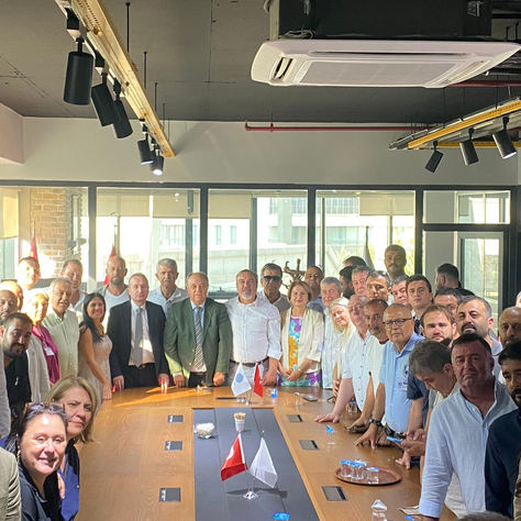 Memleket Partisi kapatıldı