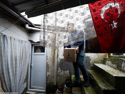 İzmir Büyükşehir'den 65 bin sofraya destek eli