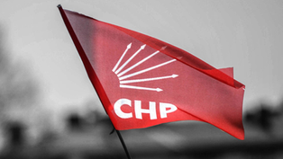 CHP Bergama'da Büyük Kopuş: İlçe Yönetimi ve Kadın Kolları Toplu İstifa Ediyor