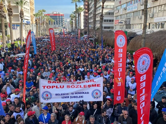 İzmir’de kritik eşik: 4 bin işçi için grev çanları çalıyor!