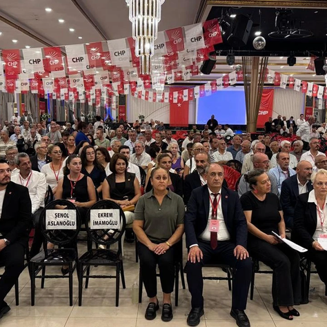 CHP Menemen’de Kongre Tamam: Hüseyin Özbey Güven Tazeledi