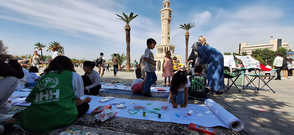 İzmirli Minik Eller, Filistinli Çocuklara Destek İçin Resim Yaptı