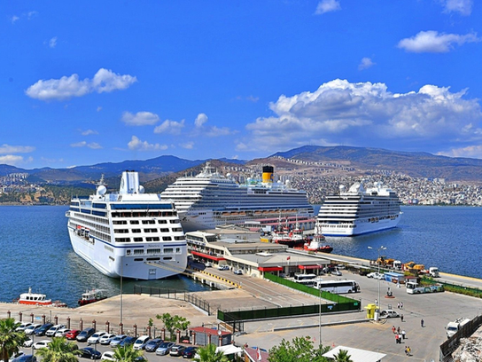 Varlık Fonu’nun Alsancak Limanı projesine turizmcilerden destek