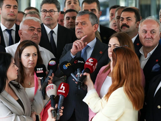 Özgür Özel: “Parti İçi Darbeye Teslim Olmayacağız”