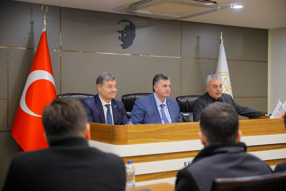 Cumhur İttifakı Bergama Belediye Başkan Adayı Dr. Sadık Doğruer