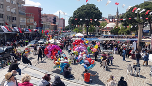 Bergama Papatya Festivali Rekor Katılımla Sona Erdi