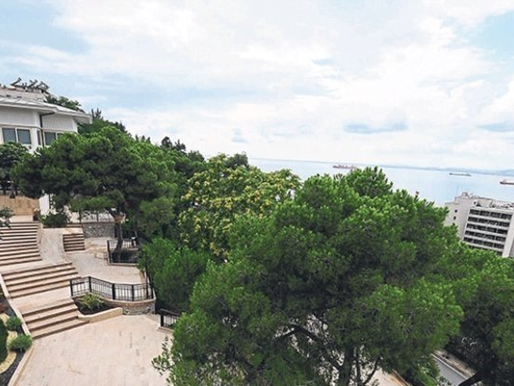 İzmir Büyükşehir’de Şato Restoran Tartışması: Devir Girişimine Tepki