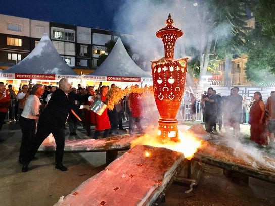 Menemen Belediyesi Uluslararası Çömlek Festivali 4. kez kapılarını açıyor