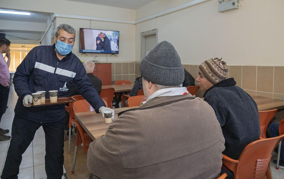 İzmir’de evsizlere 24 saat barınma desteği: Başvuru yolları açıklandı