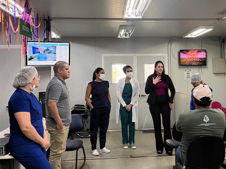 Ação de pré-carnaval na UPA-São Benedito destaca o Fevereiro Roxo e Laranja