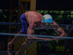 Atleta idealino conquista medalhas e quebra recordes no Sul-Americano de Natação