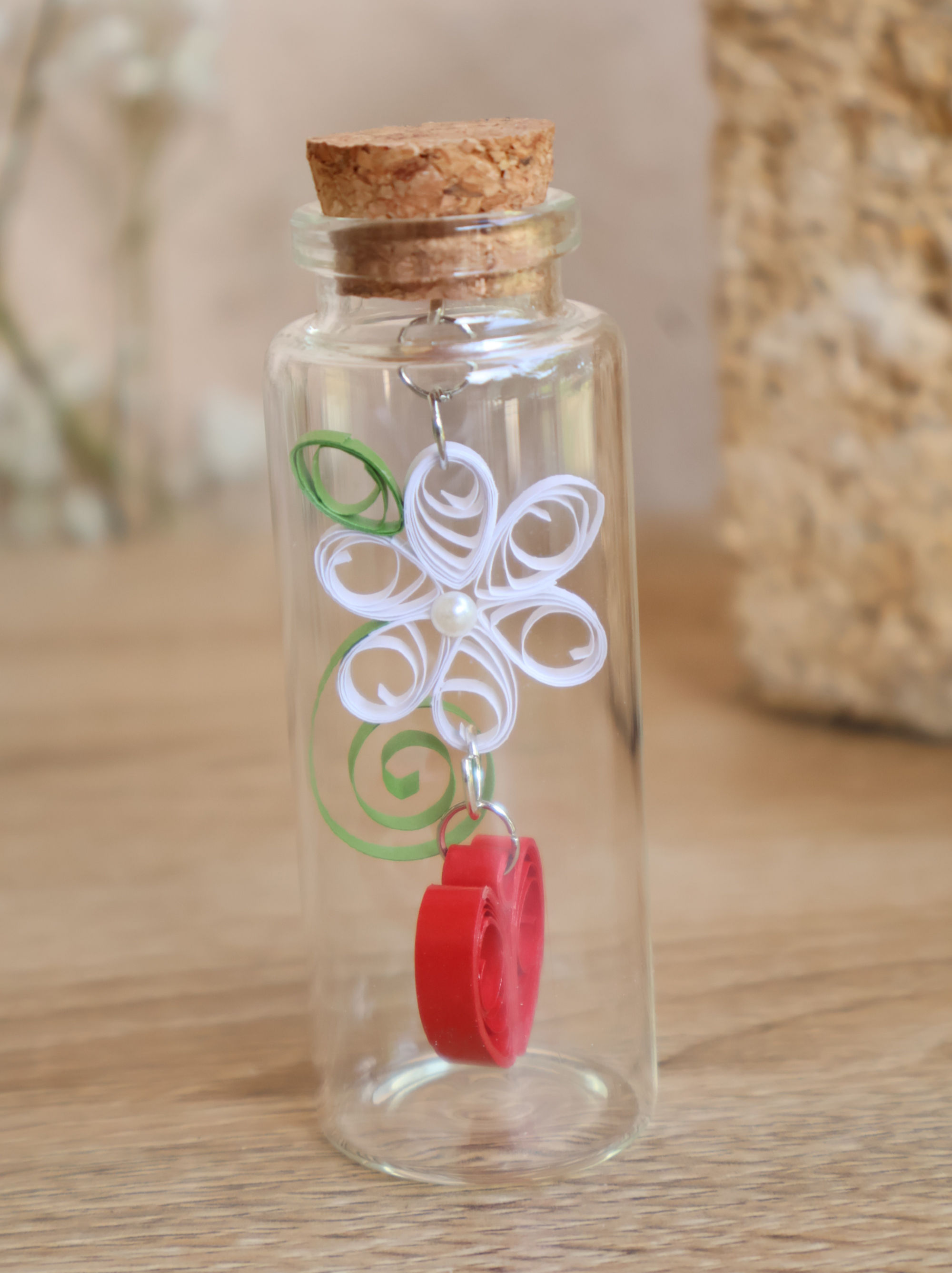 Fiole cœur en quilling - Petit message poétique en verre - Cadeau symbolique