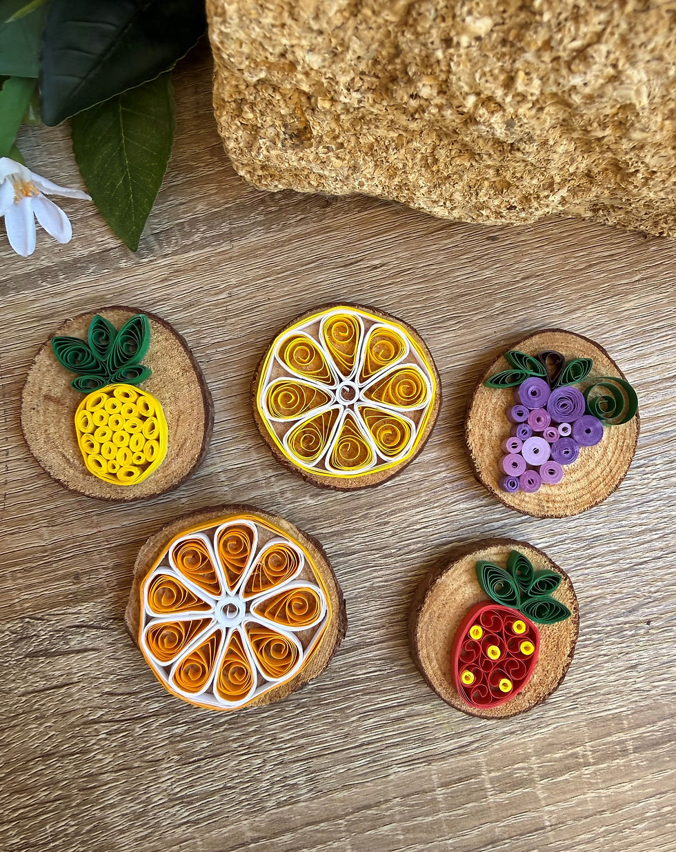 Miniature : Rondin de bois & Citron en quilling - Décoration artisanale faite main