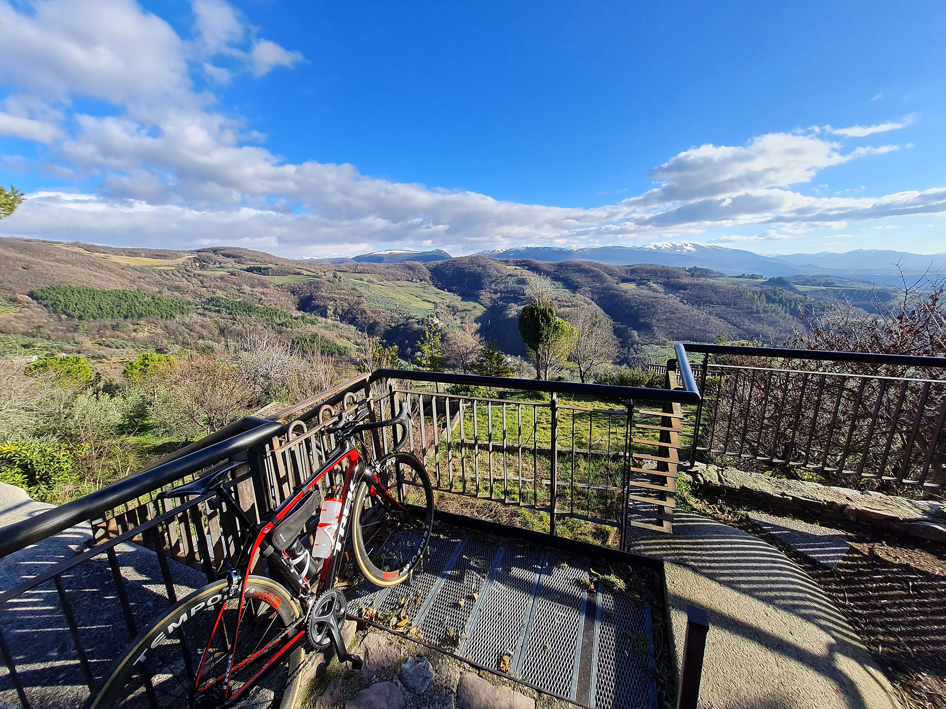 Collepino in bicicletta