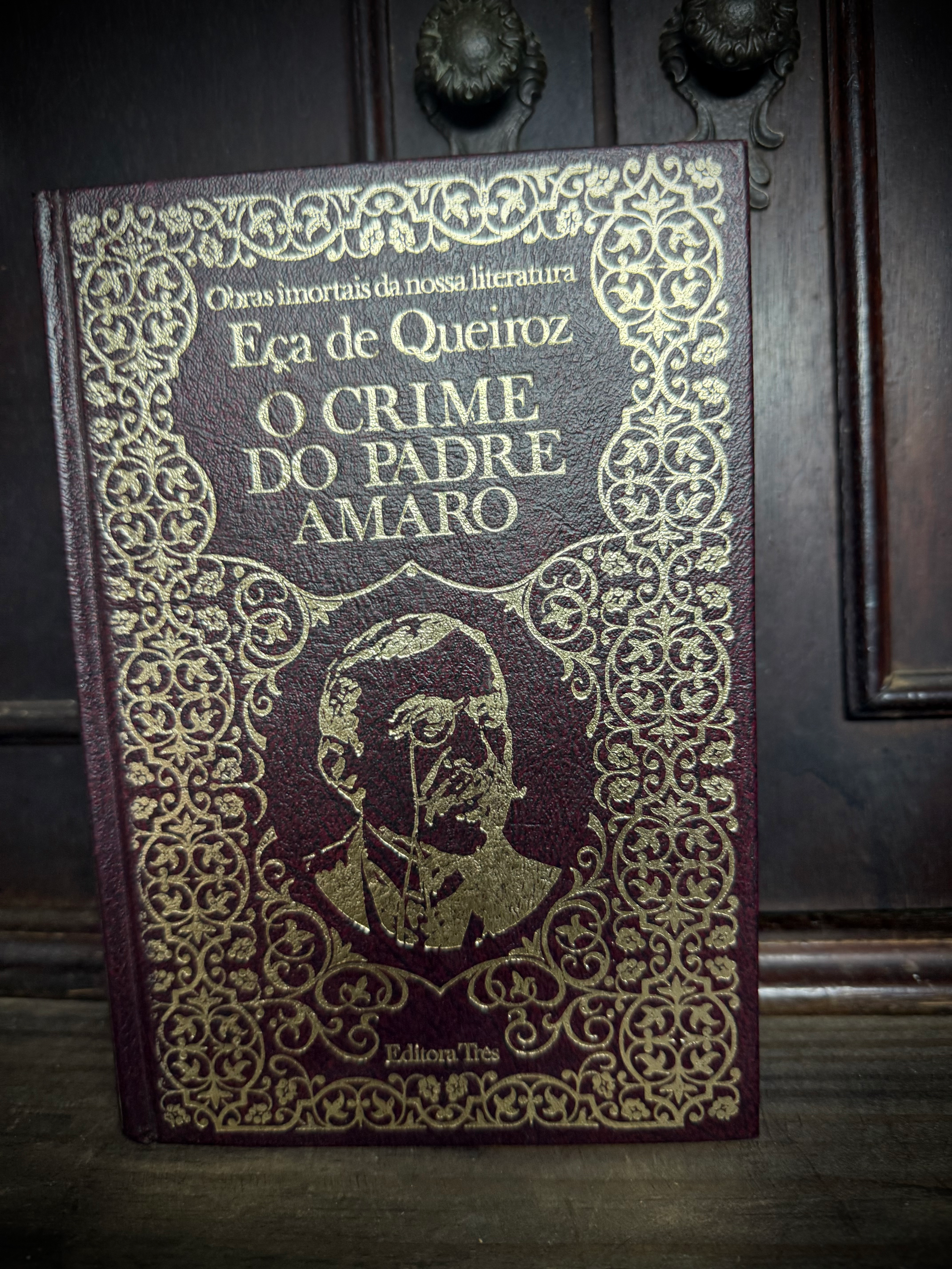 o Crime do Padre Amaro