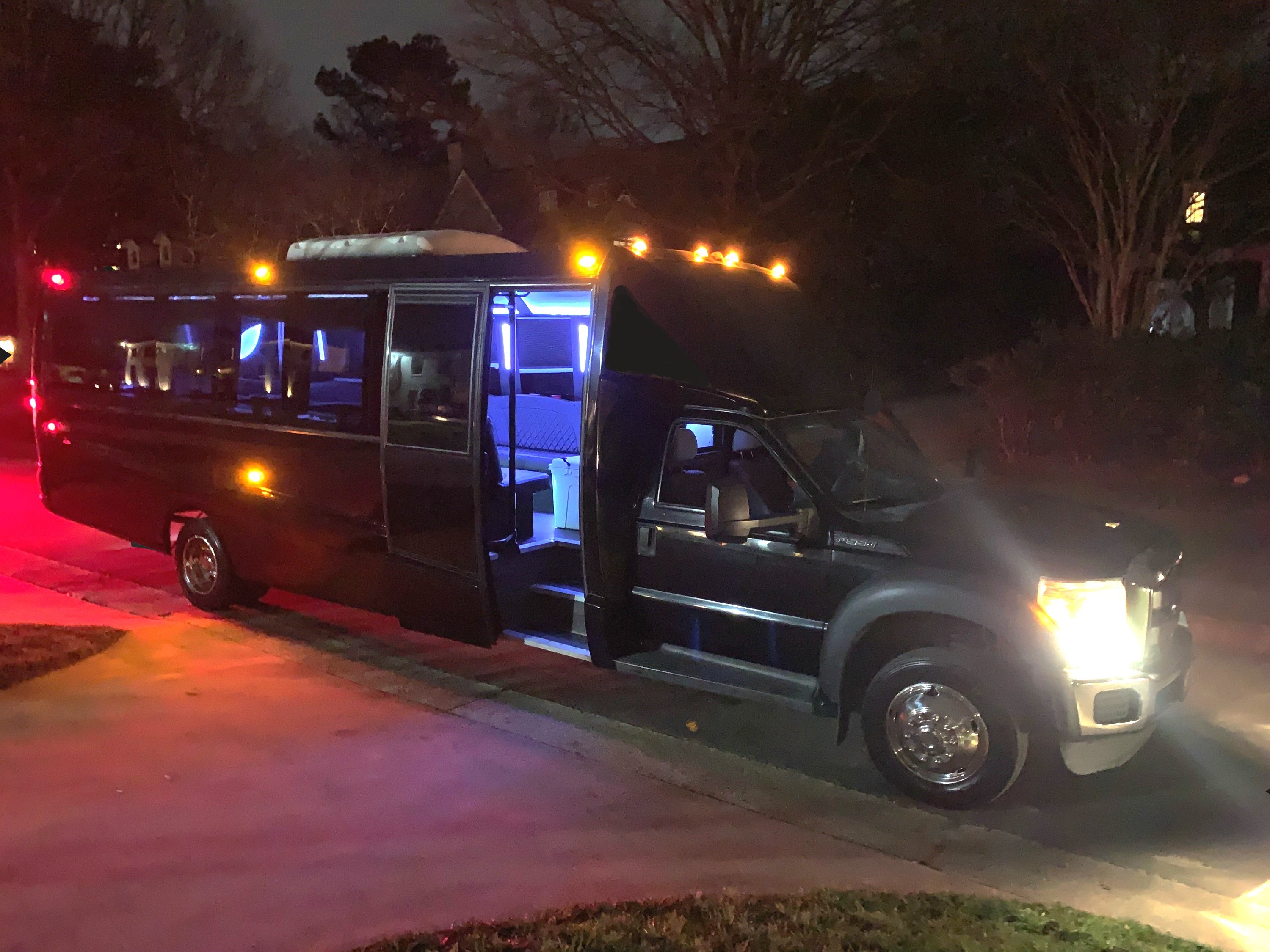 CharlotteLUX Black Party Bus 2