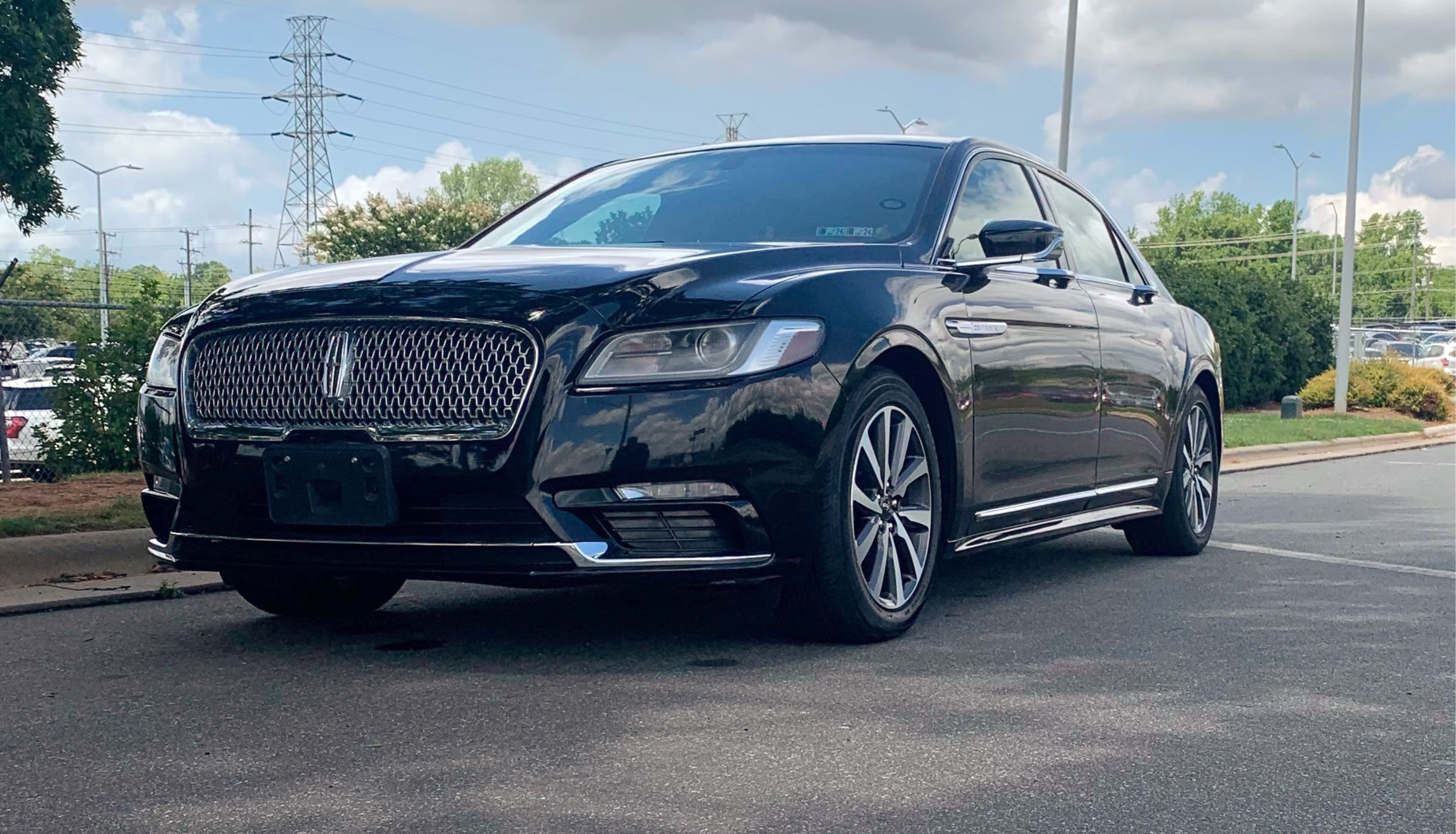 CharlotteLUX Luxury Sedan