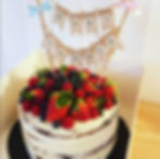9" (23cm) cakes starting from €45