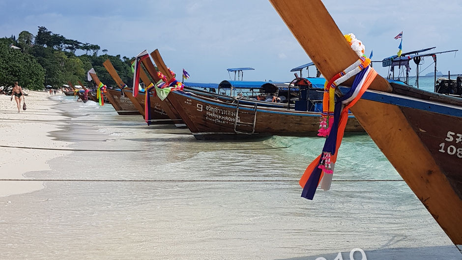 Attraction - Long Beach [Koh Phi Phi Don] Review