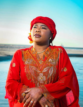 Read First Class lyrics by Lady Zamar and discover the meaning behind her joyful pop song about love, healing and recognising someone’s value.