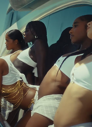 Download Hot Body by Ayra Starr, a vibrant Afrobeats hit with bold energy, smooth vocals, and addictive rhythm.