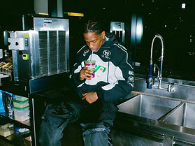 Travis Scott, Jayda Cheaves Dating Rumors Denied by Sources