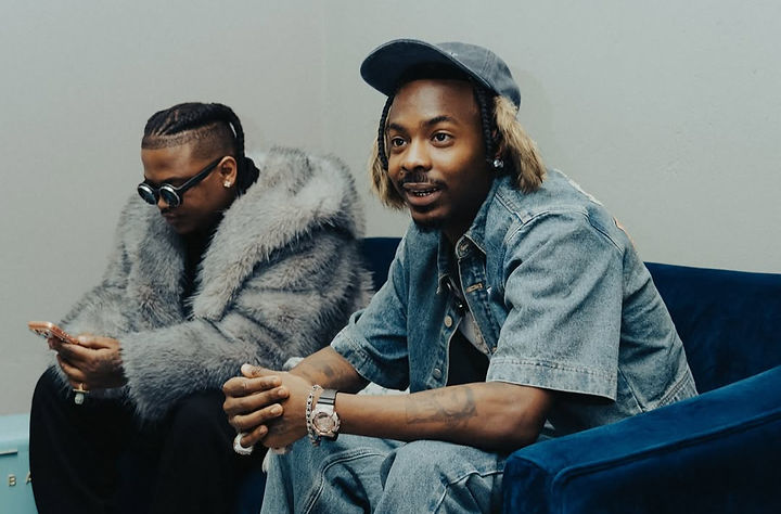 Fans threw bras at Young Jonn during an Abuja Easter concert as the singer delivered a high-energy performance at THISDAY Dome.