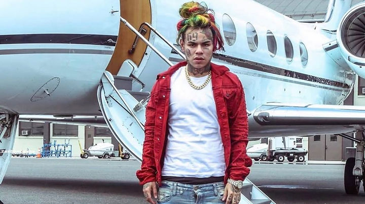 Tekashi 6ix9ine received a three-month prison sentence for probation violations and is expected to serve in protective custody starting January 6, 2026.