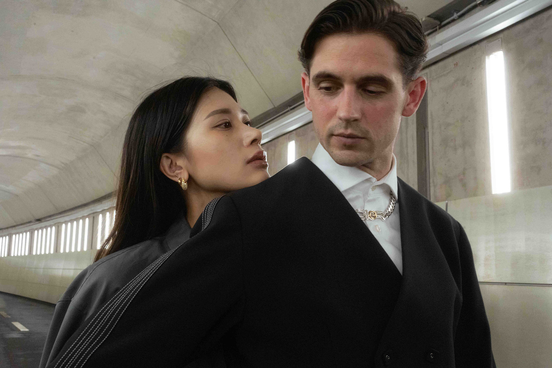 Japan Couple Session Train station Photographer