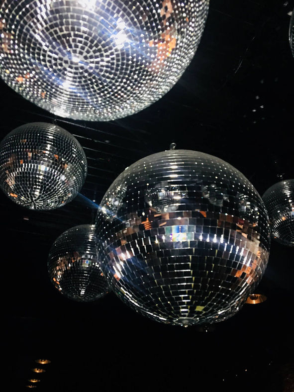 70s-disco-ball-aesthetic-e3k63t1ka1yhikh9.jpeg
