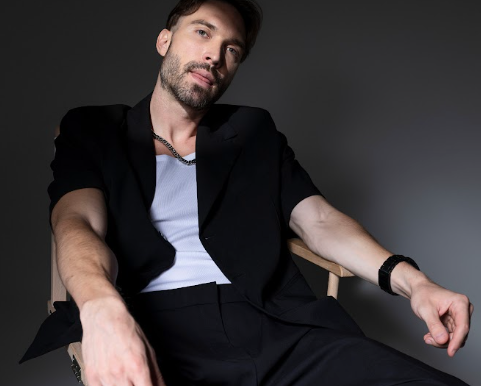 METODI EXPLORES A NEW VIBE WITH HIS NEW VERSION OF “CLOSER TO ME”