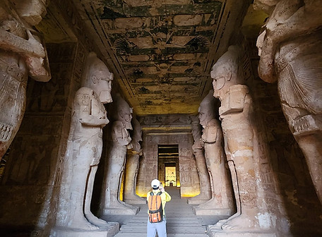 egypt-happy-travel.jpg